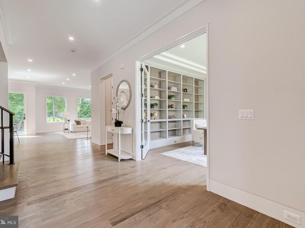 506 Kingsley Road SW, Vienna VA 22180