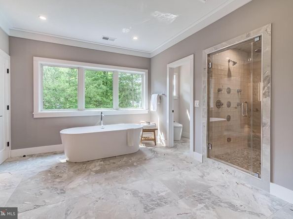 506 Kingsley Road SW, Vienna VA 22180