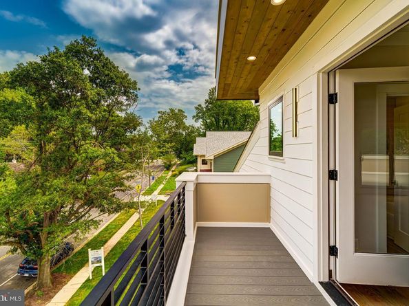 506 Kingsley Road SW, Vienna VA 22180