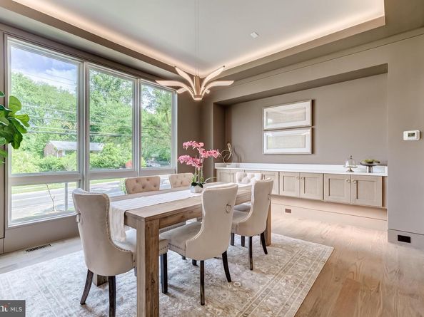 506 Kingsley Road SW, Vienna VA 22180