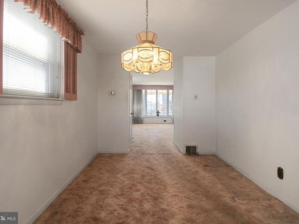 3427 Aubrey Avenue, Philadelphia PA 19114