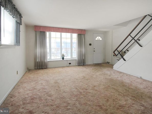 3427 Aubrey Avenue, Philadelphia PA 19114
