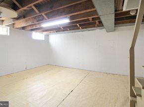 3427 Aubrey Avenue, Philadelphia PA 19114