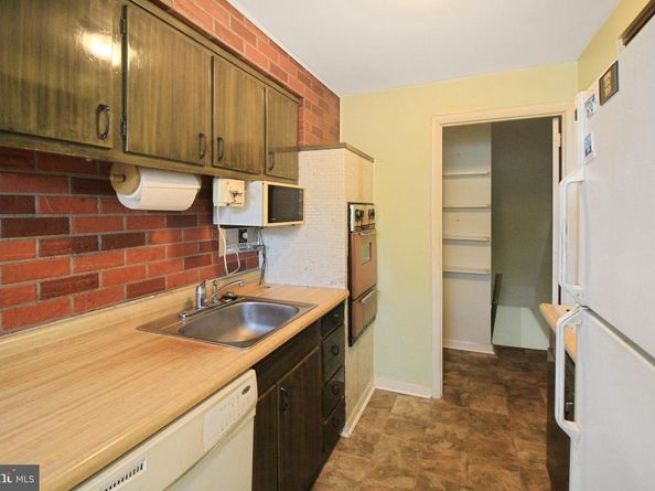3427 Aubrey Avenue, Philadelphia PA 19114