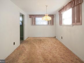 3427 Aubrey Avenue, Philadelphia PA 19114