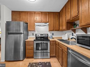 4548 Little River Run Drive, Annandale VA 22003