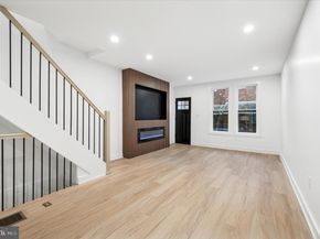 2334 S Warnock Street, Philadelphia PA 19148