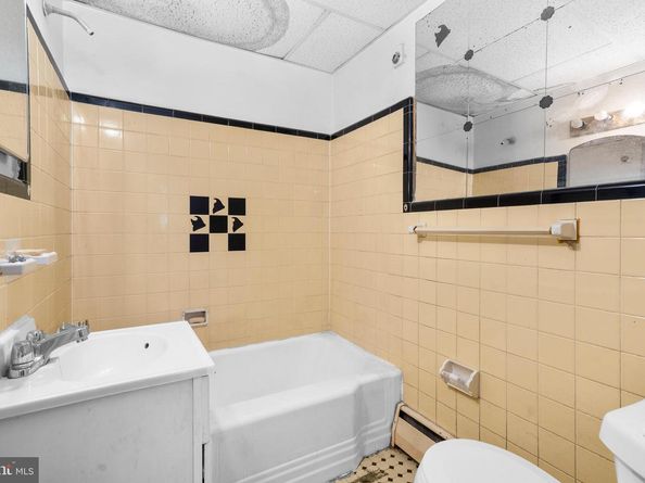 5819 Harbison Avenue, Philadelphia PA 19135