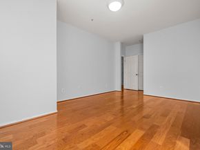 1570 Spring Gate Drive 7213, Mclean VA 22102