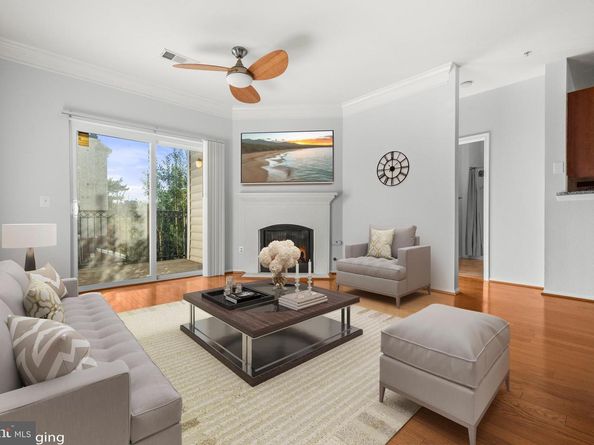 1570 Spring Gate Drive 7213, Mclean VA 22102