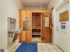 1570 Spring Gate Drive 7213, Mclean VA 22102