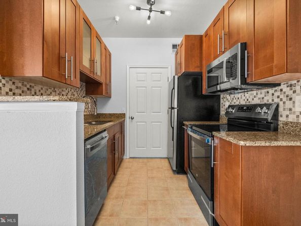 1570 Spring Gate Drive 7213, Mclean VA 22102