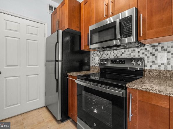 1570 Spring Gate Drive 7213, Mclean VA 22102