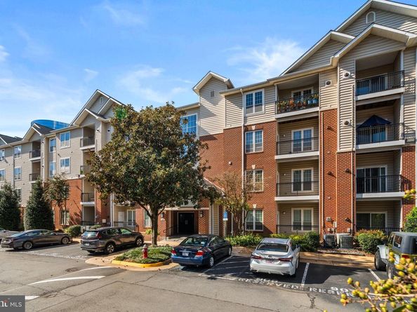 1570 Spring Gate Drive 7213, Mclean VA 22102