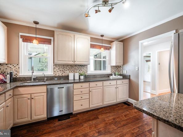 6329 Nicholson Street, Falls Church VA 22044