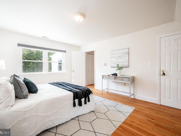 6329 Nicholson Street, Falls Church VA 22044