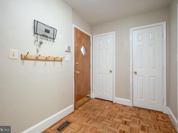 6329 Nicholson Street, Falls Church VA 22044