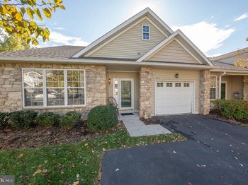 1521 Snead Green