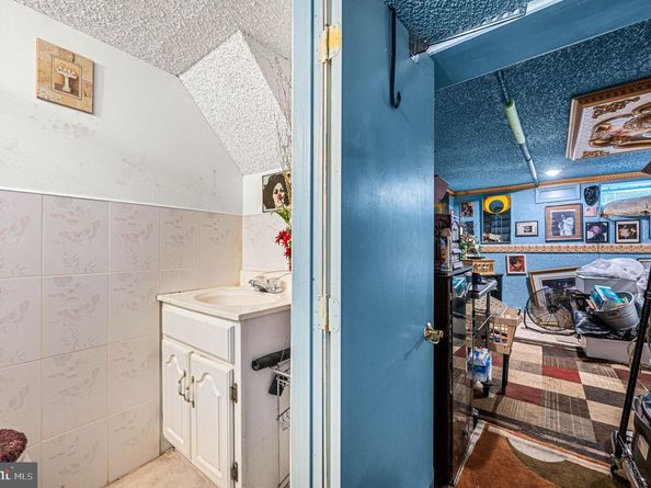 8433 Provident Street, Philadelphia PA 19150
