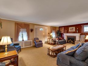 2247 Charles Street, Glenside PA 19038