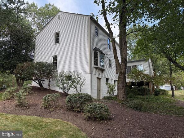 2700 Reign Street, Herndon VA 20171