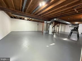 2700 Reign Street, Herndon VA 20171