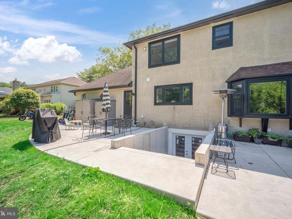 1404 Cinnamon Circle, Fort Washington PA 19034