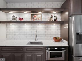 20 Sunset Drive, Alexandria VA 22301