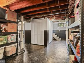 20 Sunset Drive, Alexandria VA 22301