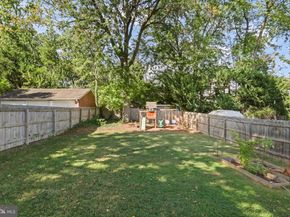 20 Sunset Drive, Alexandria VA 22301