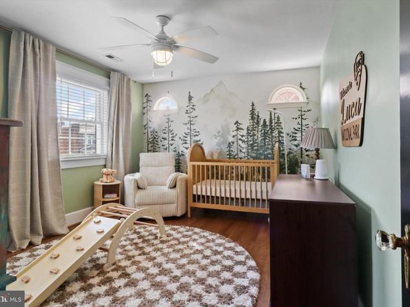 20 Sunset Drive, Alexandria VA 22301