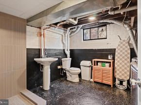 20 Sunset Drive, Alexandria VA 22301