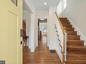 20 Sunset Drive, Alexandria VA 22301