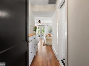 20 Sunset Drive, Alexandria VA 22301