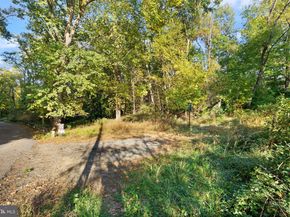 1045 Rynex Drive, Alexandria VA 22312
