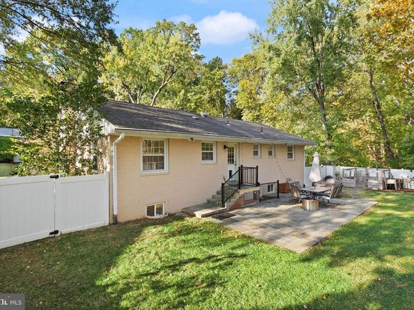 1045 Rynex Drive, Alexandria VA 22312