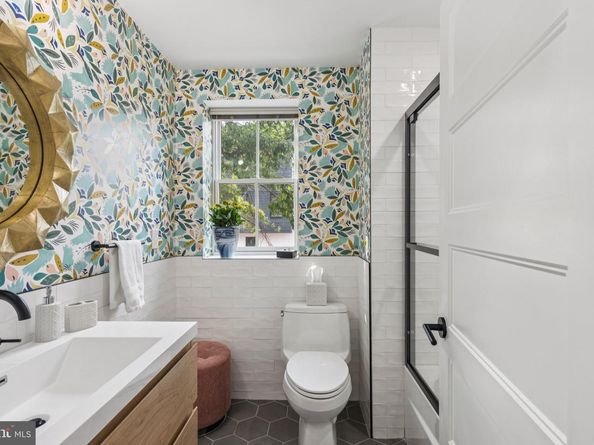 2150 Kater Street, Philadelphia PA 19146