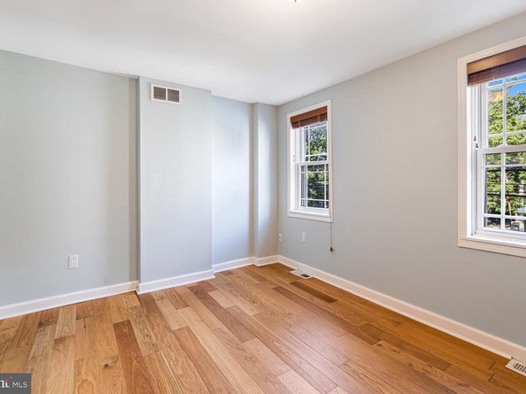 126 Greenwich Street, Philadelphia PA 19147