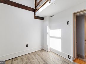 126 Greenwich Street, Philadelphia PA 19147