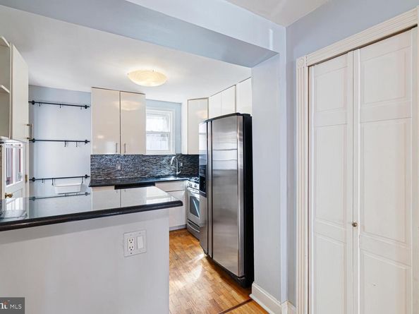126 Greenwich Street, Philadelphia PA 19147
