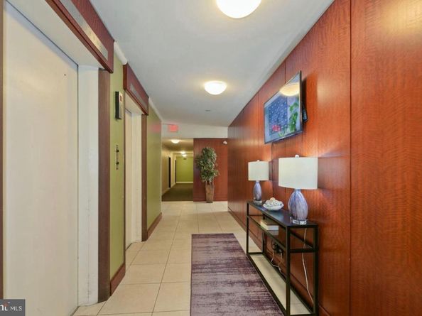 1260 21st Street NW 306, Washington DC 20036