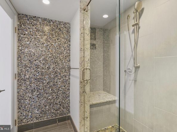 1260 21st Street NW 306, Washington DC 20036