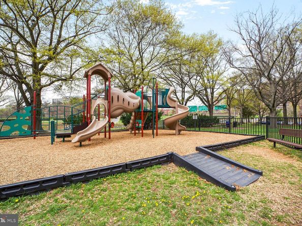 1111 Arlington Boulevard 443, Arlington VA 22209