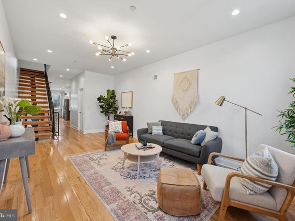 3263 Chatham Street, Philadelphia PA 19134