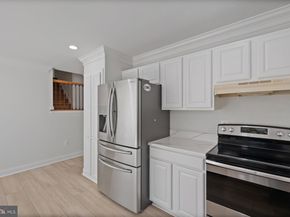 110 Sugarland Run Drive, Sterling VA 20164