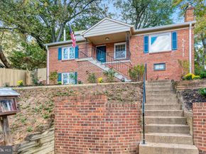 5411 22nd Street N, Arlington VA 22205