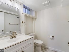 5411 22nd Street N, Arlington VA 22205