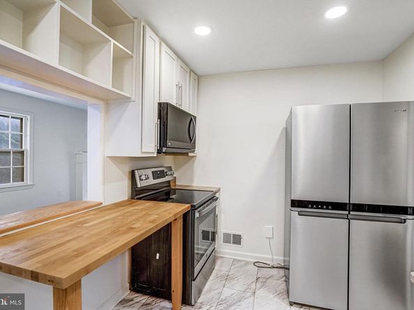 5411 22nd Street N, Arlington VA 22205