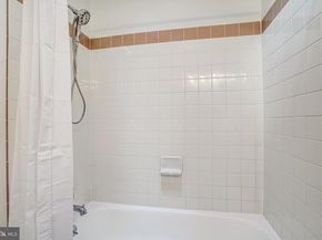 5411 22nd Street N, Arlington VA 22205