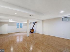 5411 22nd Street N, Arlington VA 22205